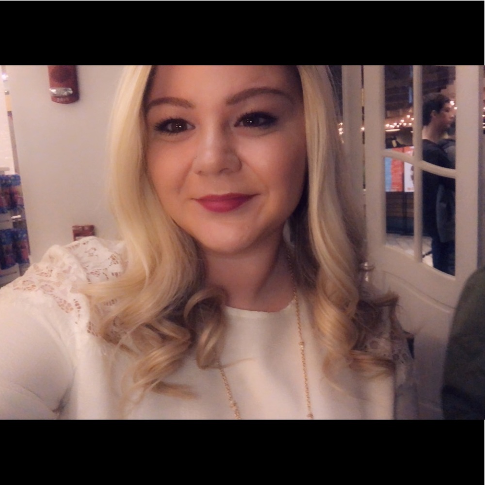 Meet your Posher, Allyson